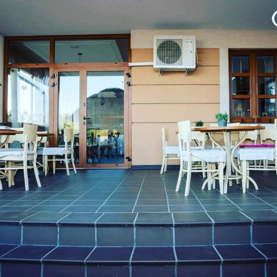 Hotel Magnat Slupca Luaran gambar