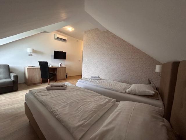 Hotel Magnat Slupca Luaran gambar